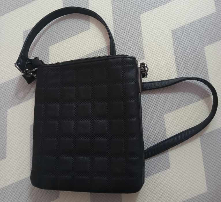 Sprzedam torebkę listonoszke