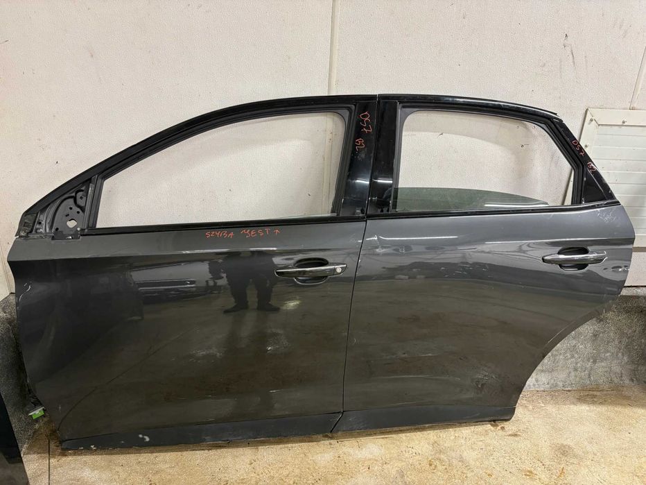 Двері Citroen DS7 Crossback передні або задні праві ліві разборка