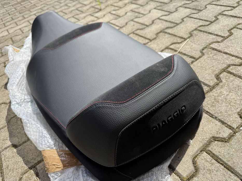 Siedzenie, kanapa Piaggio MP3 500 maxi limited 14-20 nowa