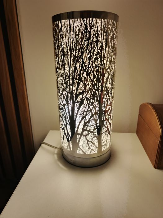 Lampa stołowa do sypialni, salonu