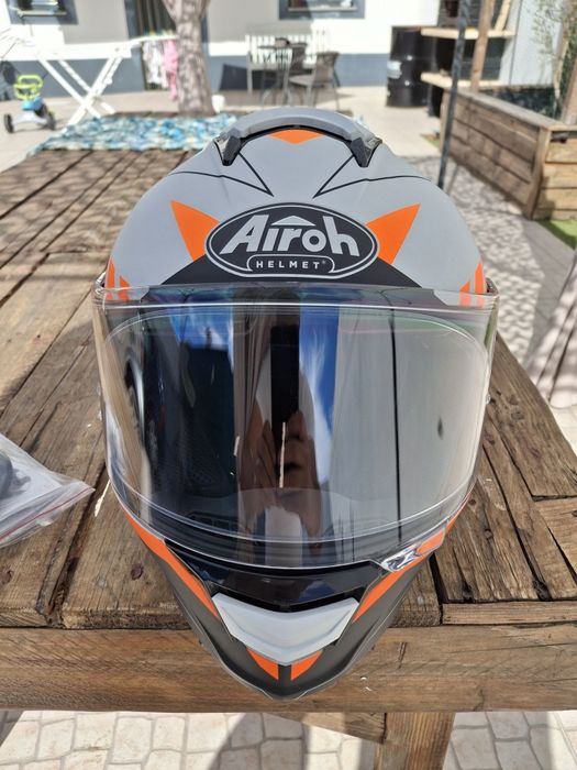 Capacete Airoh Tamanho M