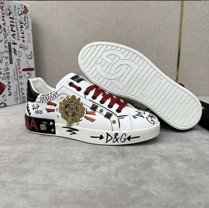 Buty valentino 40-45 skora naturalna