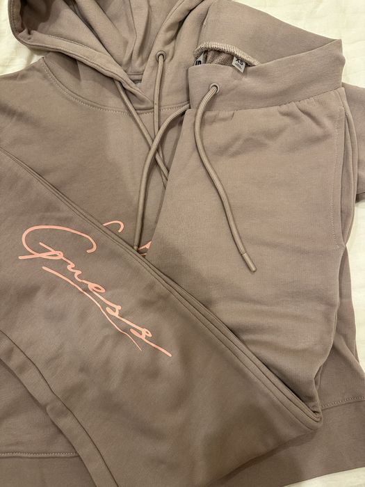 Костюм Guess XS - S пудровий