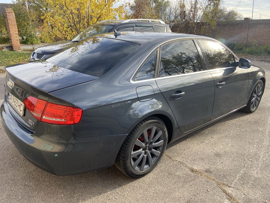 Продам Audi A4B8