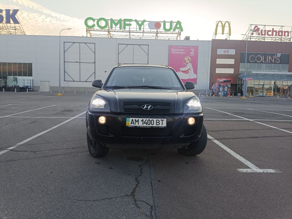Продам Hyundai Tucson 2008 года 2.0 Газ/Бензин Автомат