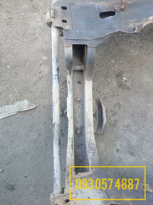Підрамник передній Рено 9, 11 передня балка Renault 9 11 19