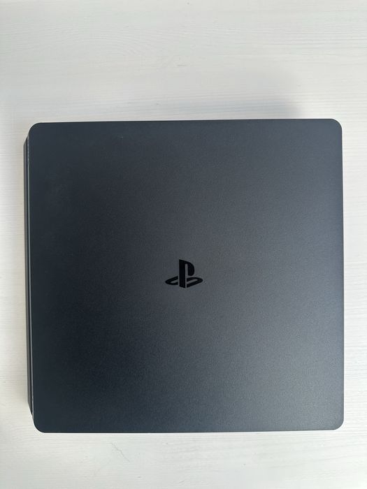 PS4 SLIM 500GB z padem i grami (Spiderman, Horizon Zero Dawn)