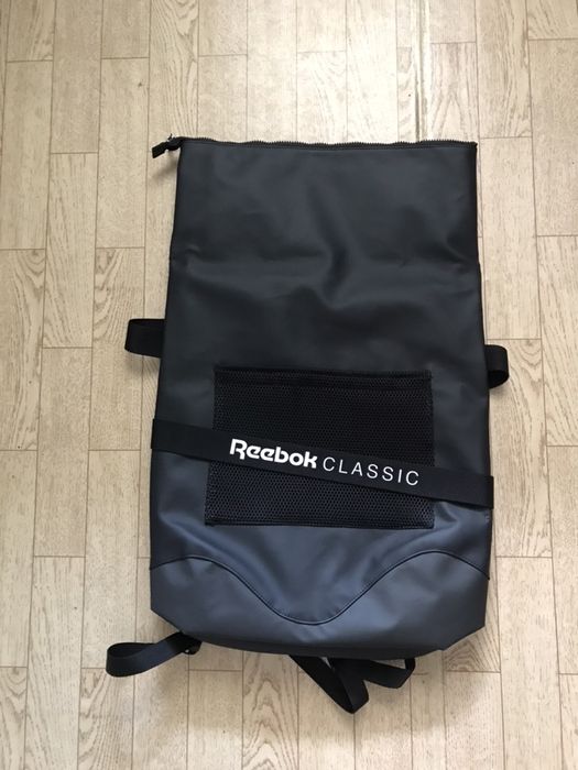 рюкзак Reebok roll top (очень вместительный)