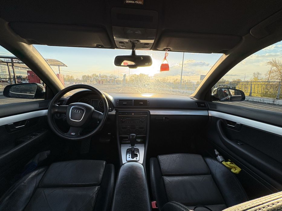 Продаю Audi A4 B7 S-line