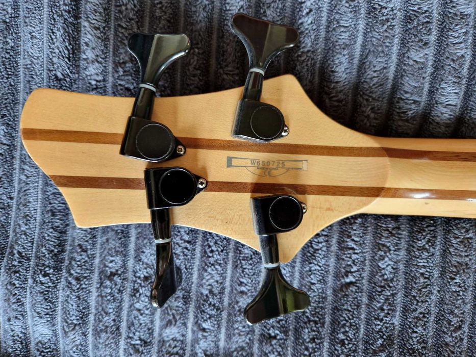 Gitara basowa Ibanez BTB 550