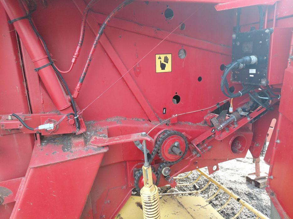 Sprzedam prase New Holland 650