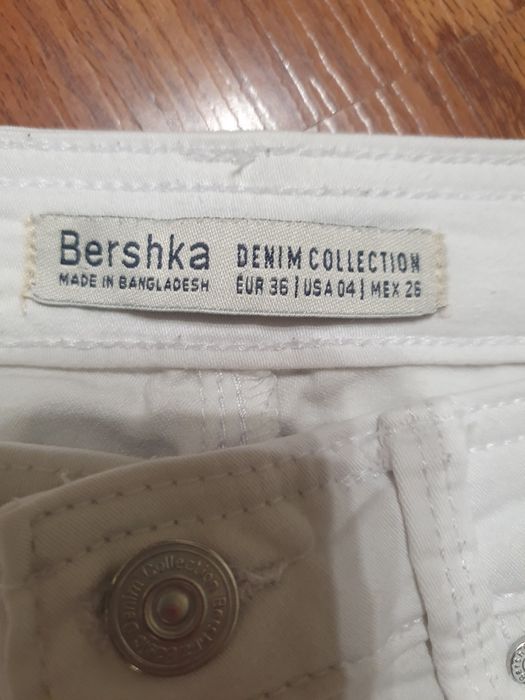 Білі джинси Bershka (EUR 36) Push up