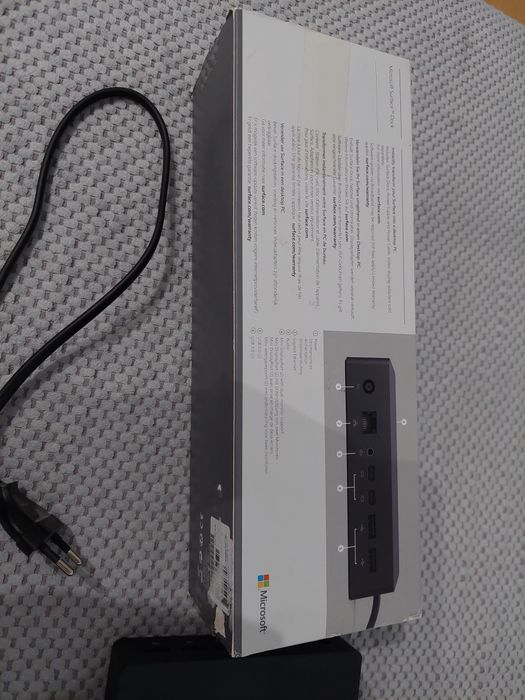 Microsoft surface Dock 1