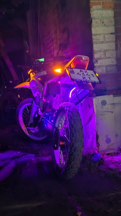 Мотоцикл Spark  в гарному стані