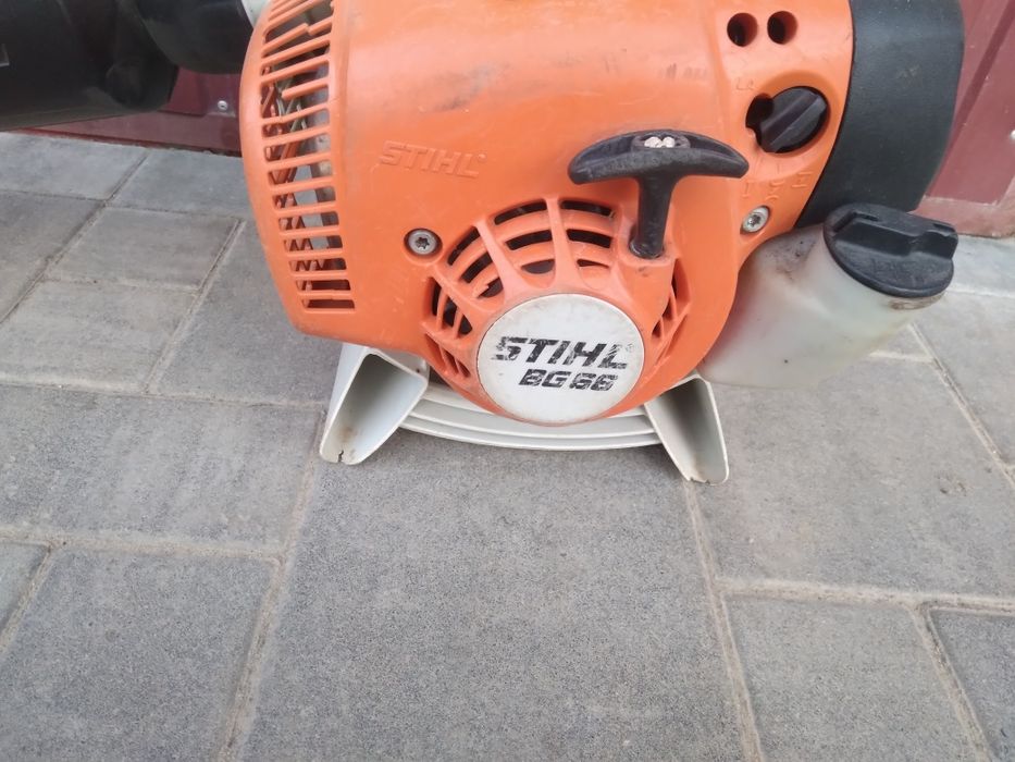 Sprzedam dmuchawę spalinową Stihl BG 66 stan bardzo dobry