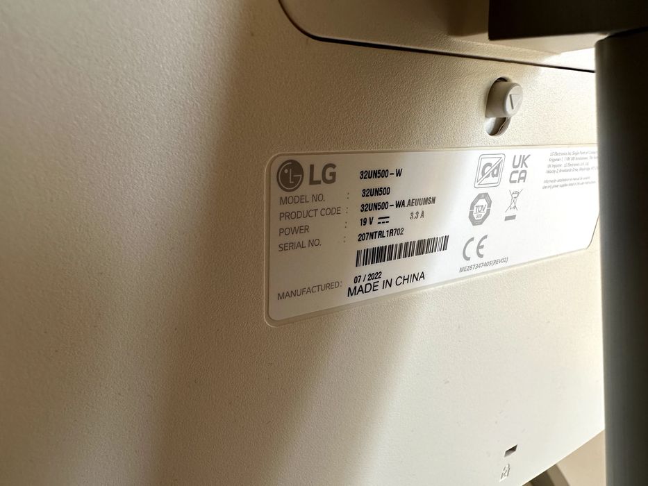 LG 32UN500-W 32" LED UltraHD 4K FreeSync