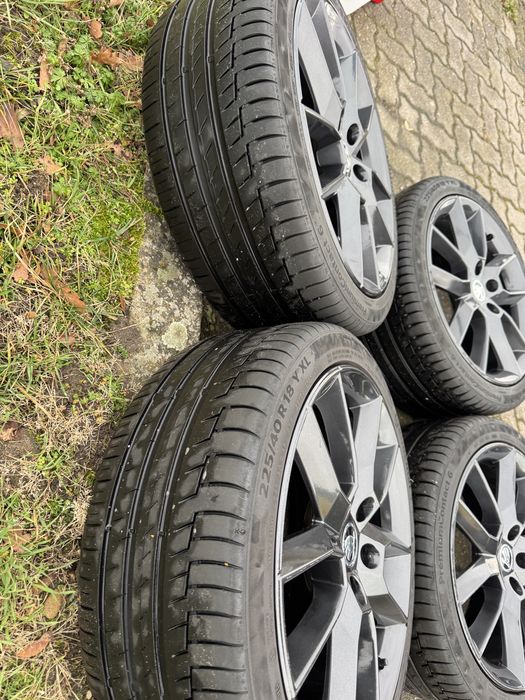 Колеса диски R18 5 112 225 40 Skoda Octavia RS октавія Golf Touran
