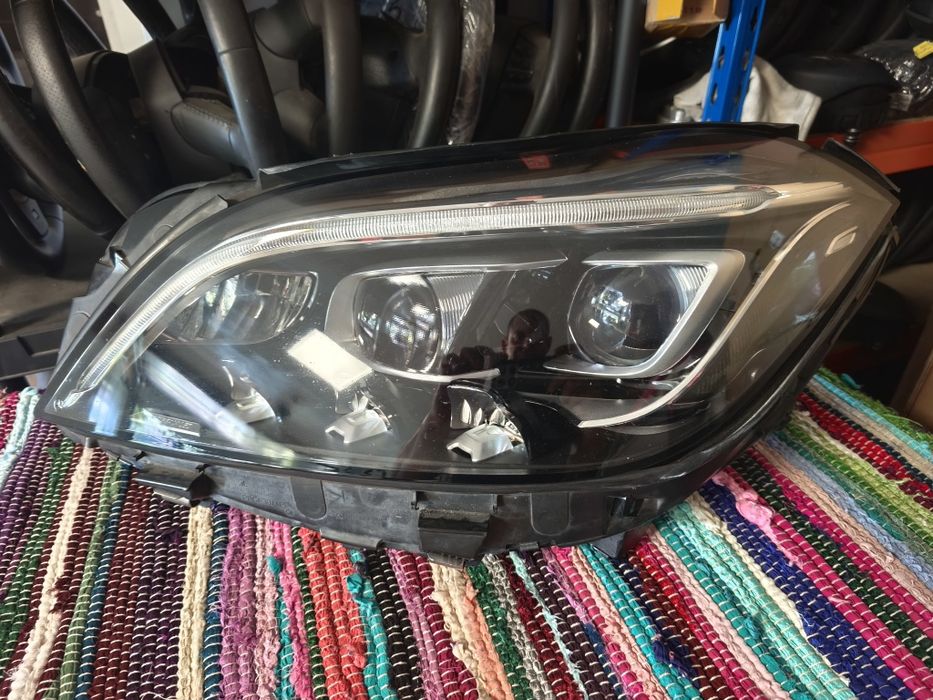Farol Led Multibeam esquerdo w218 CLS facelift - A2189067102