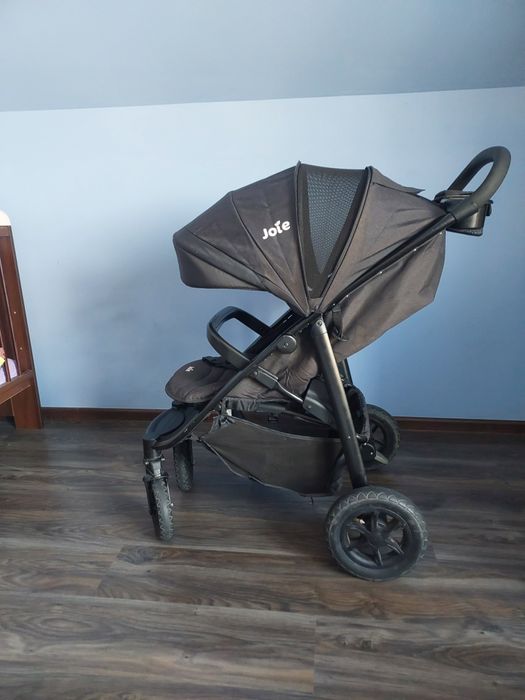 Wózek spacerowy joie