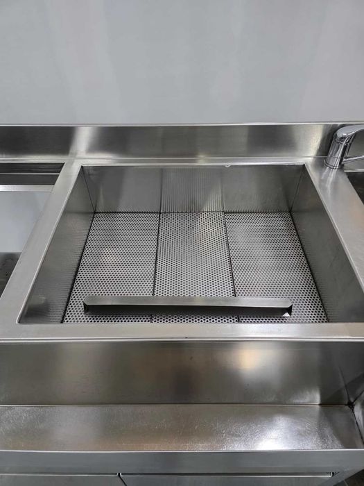 Balcão Refrigerado com Estação de Cocktails