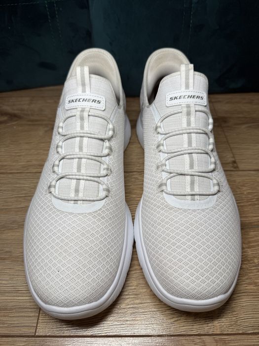 кросівки Skechers Hands Free Slip-ins