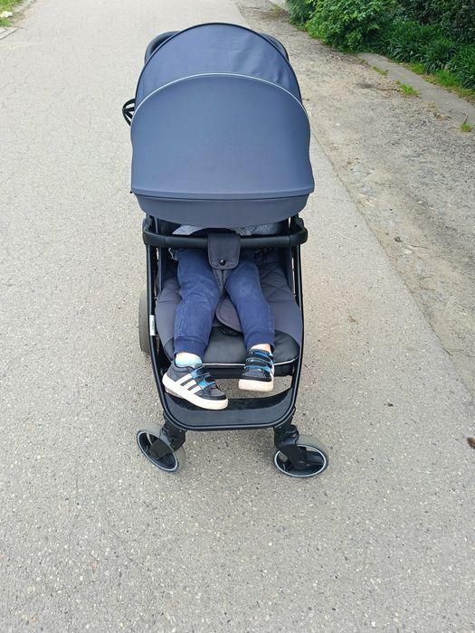 Wózek spacerowy Carrello brawo