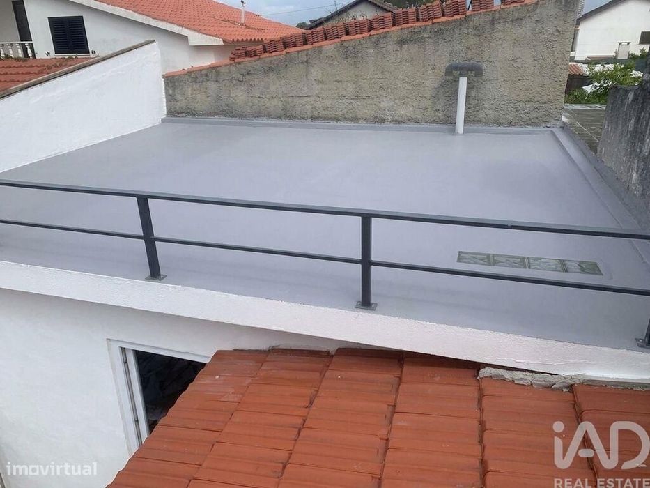 Casa / Villa T1 em Charneca de Caparica e Sobreda