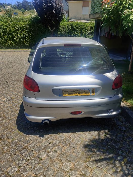 Carrinha comercial Peugeot 206 HDI