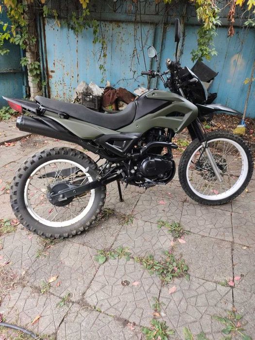 мотоцикл байк эндуро Spark 200