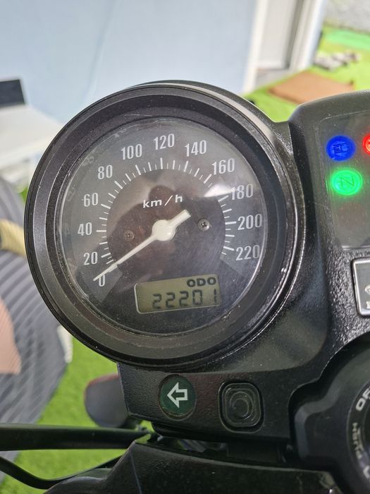Cb 500f  2010 com 22000km