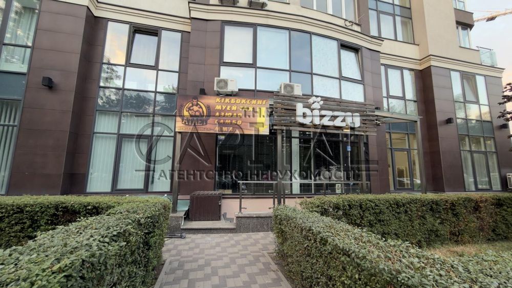 Продаж цокольне приміщення м. Бровари 109м2