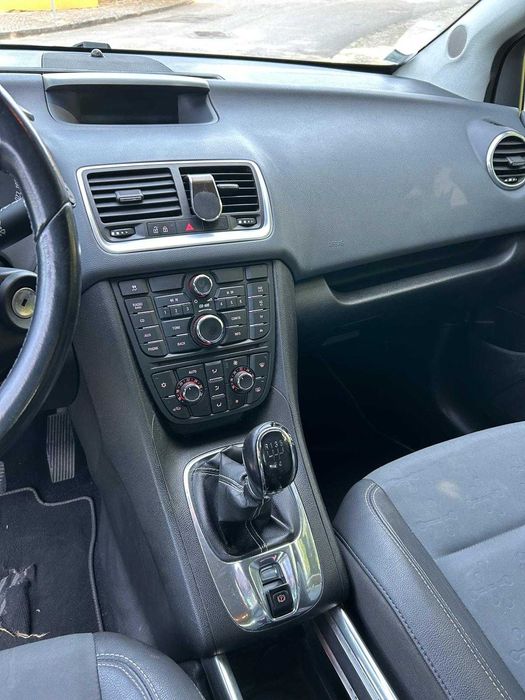 Vendo Opel Meriva em excelente estado