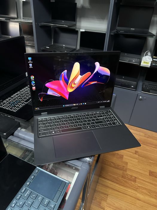 Мощный 4K ноутбук MSI 2025год c поддержкой NPU (ии) ultra 7