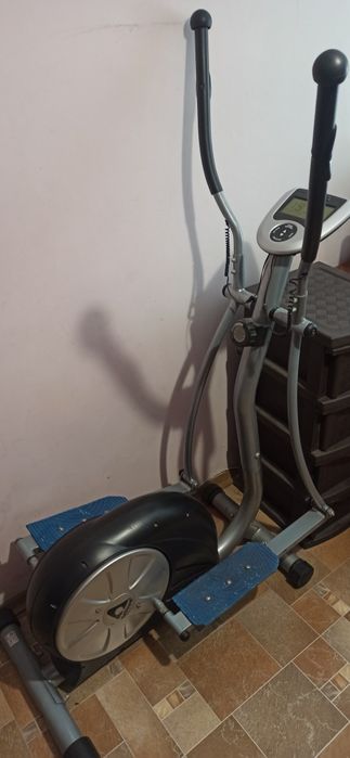 Продам орбитрек 4500 , велосипед  детский 3000, беймикс  4700