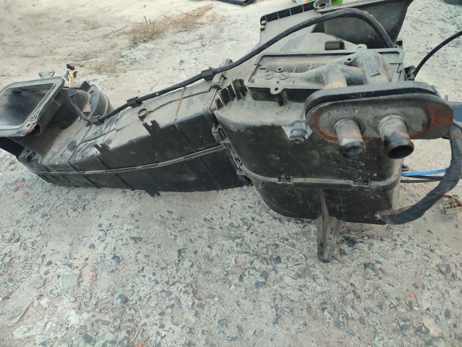 Корпус пєчкі на Пасат Б-3,4 оригінал