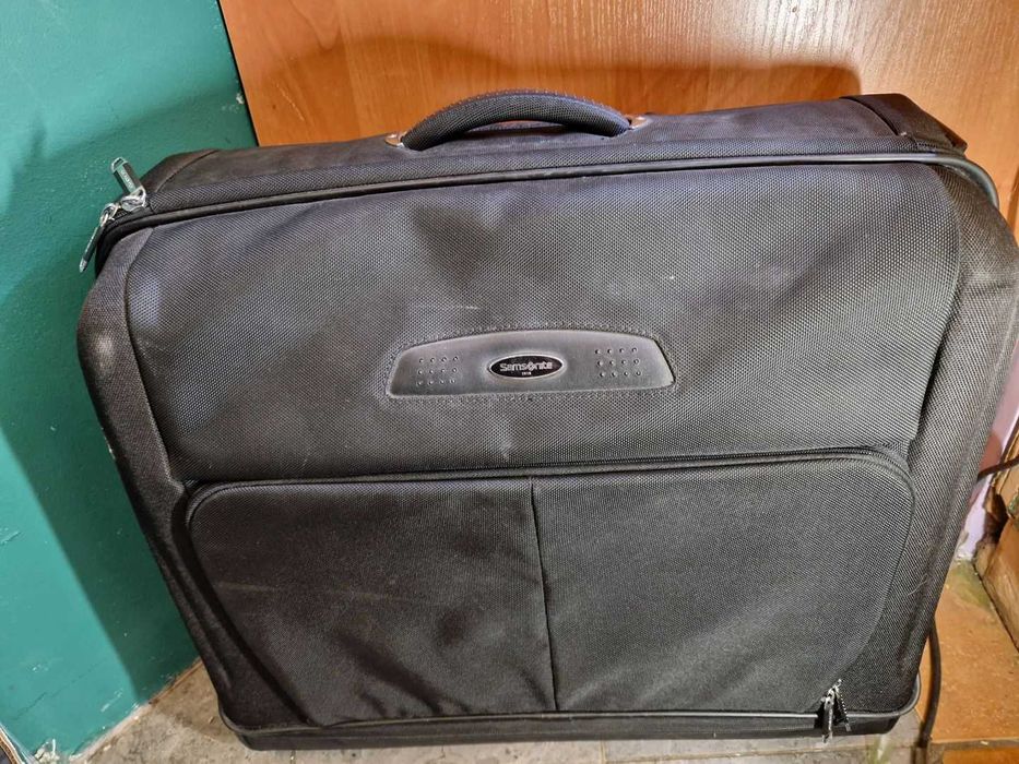 Samsonite - walizka na garnitur ubrania buty