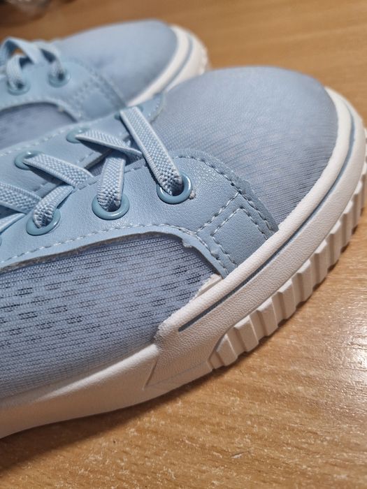 Мокасини жіночі 35 розміру