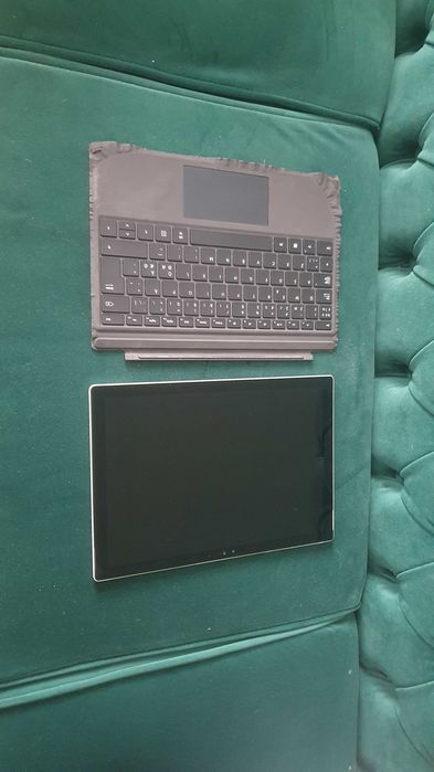 Używany Surface Pro 4