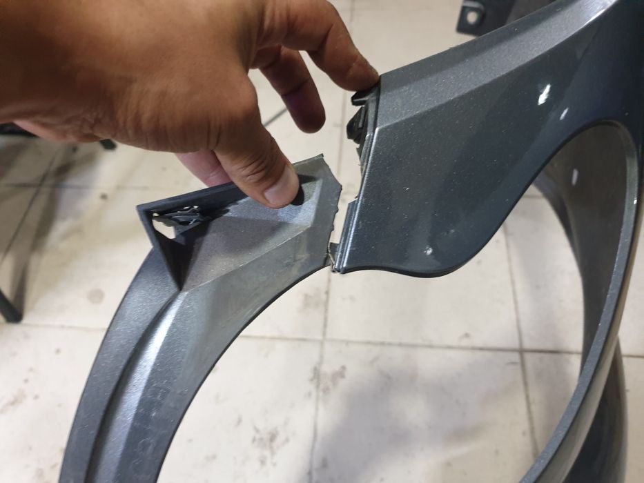 Smart 450 крыло переднее левое с дефектом