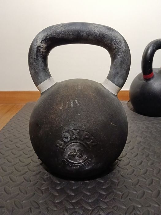 Kettelbel 40kg Box.pt437397650052239361