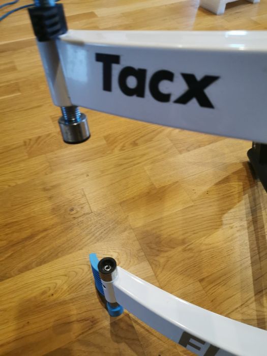 Trenażer Tack. FLOW