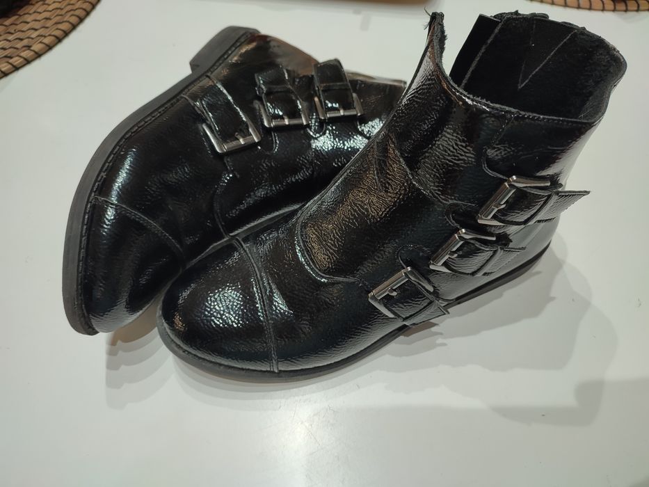 Buty Reserved 36 zimowe za kostkę