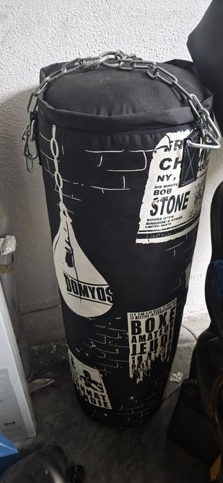 Material de Combate: Saco de Boxe Domyos + Escudo de Impacto Kohler