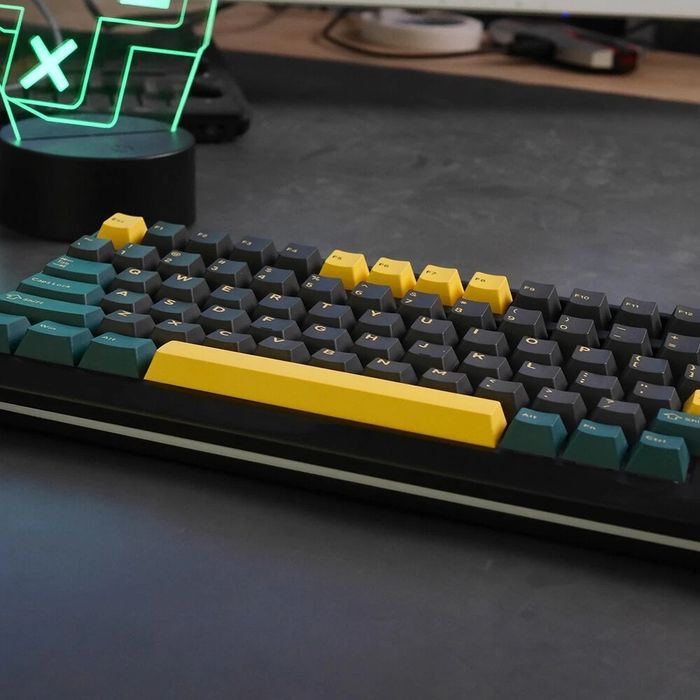Кейкапи Ghost Judges Marrs Green Cherry PBT Doubleshot до клавиатури: 1 ...