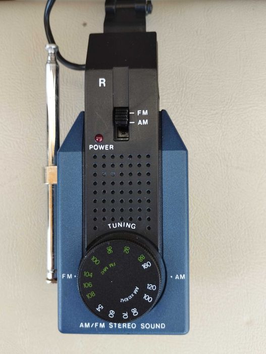 Auriculares com rádio FM / AM – antigo vintage