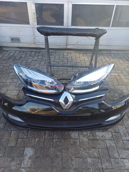 Lampy przednie prawa i lewa RENAULT Megane 3 fl