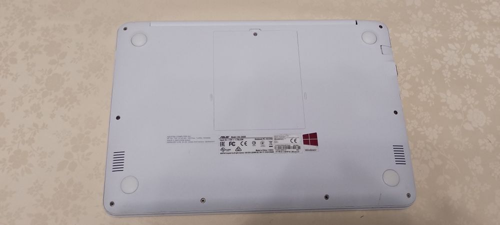 Laptop Asus E402S SSD Win10 gwarancja.