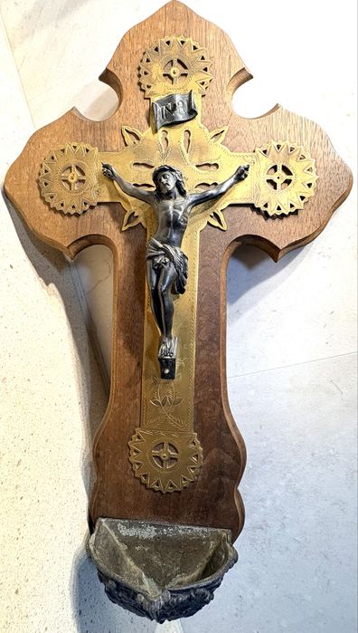 Beautiful antique crucifix with Art Nouveau holy water font, 47.5 cm