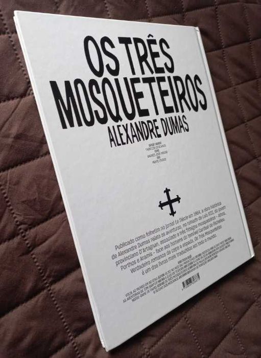 Os Três Mosqueteiros - Alexandre Dumas (Clássicos da Literatura em BD)