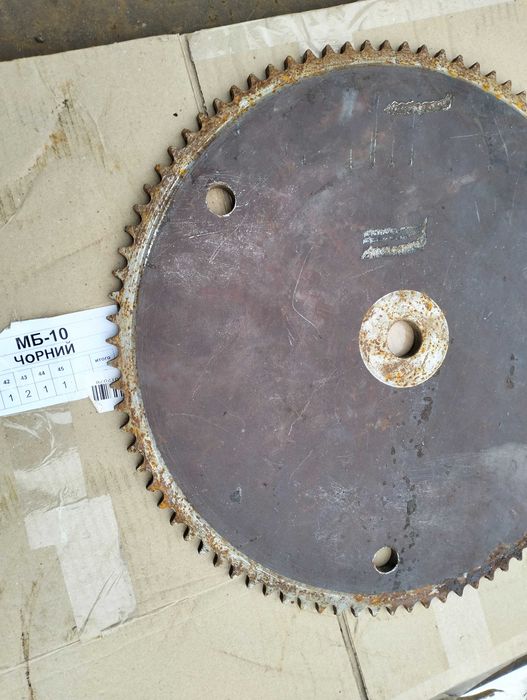 Звёздочка шаг=15,875 зубьев 89 Новая , с хранения